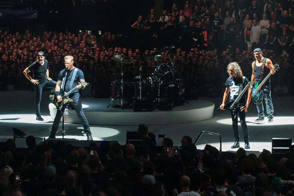 Metallica Live at The O2, London, England, 22 October 2017 (cropped) (1)