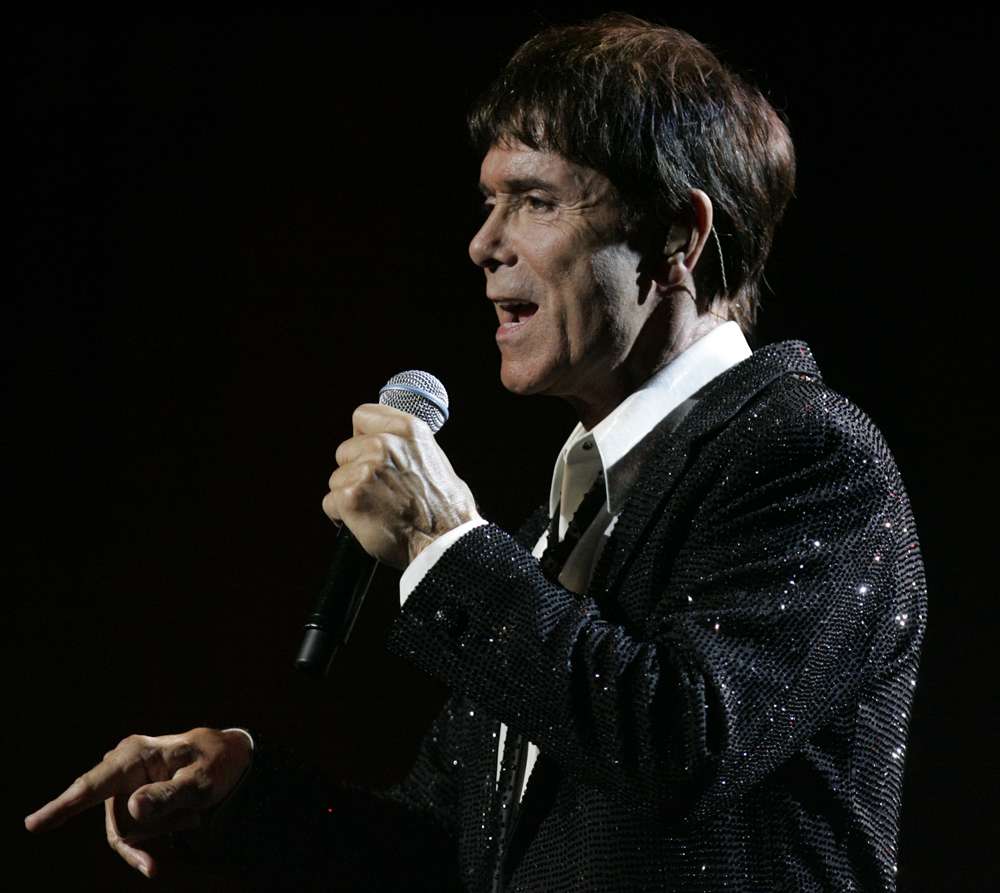 Cliff Richard (8454760629)