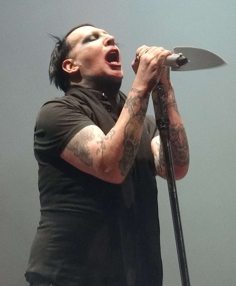 Marilyn Manson Live in Roma 25 july 2017 44 (cropped)